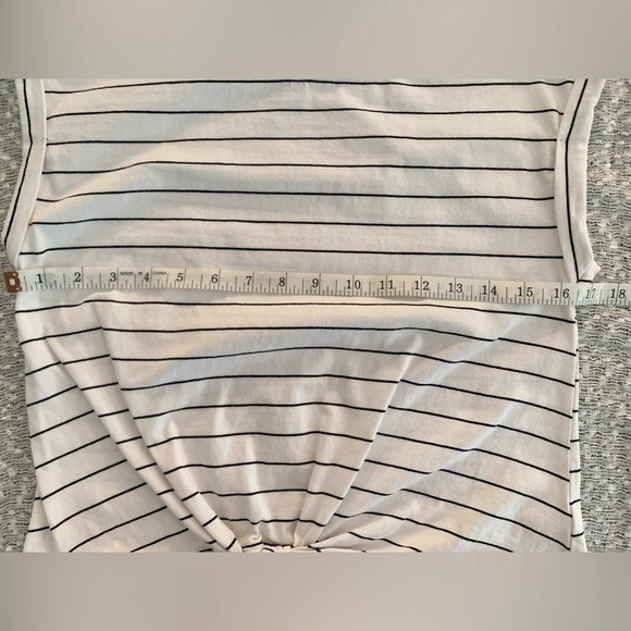 Evereve White Cap Sleeve Tie Front Striped T-Shirt - Picture 6 of 6